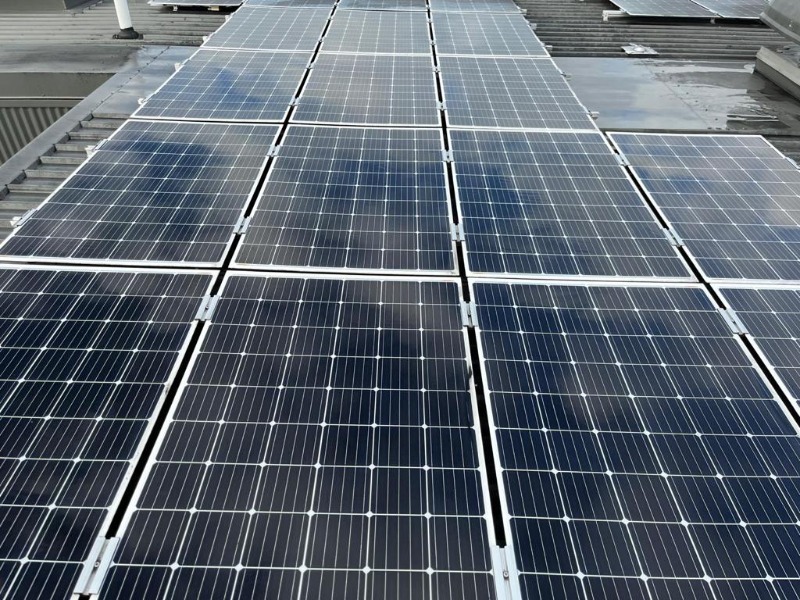 How To Clean Rooftop Solar Panels To Prolong Their Lifespan
